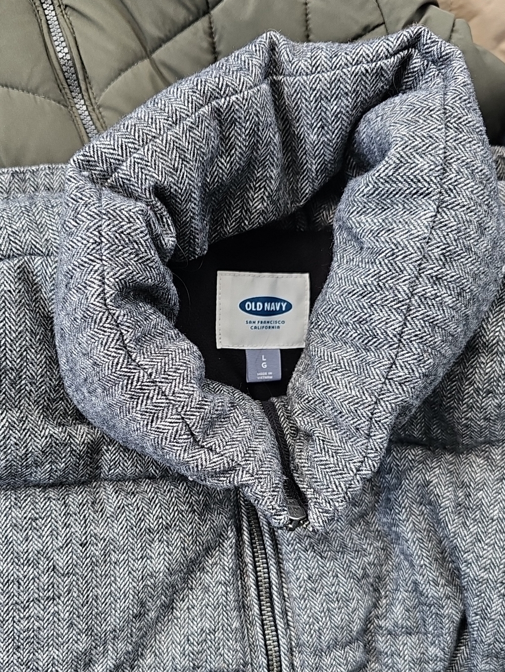 Old Navy Men's Gray Herringbone Puffer Coat